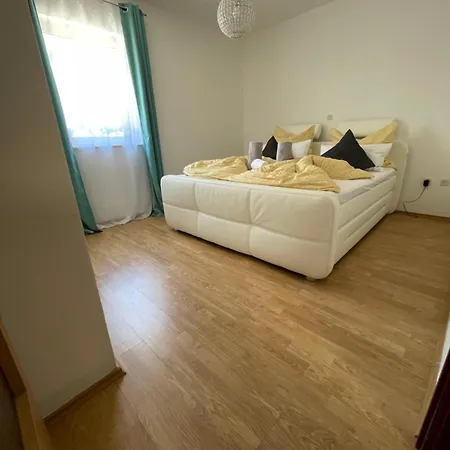 Appartement Enna A Meerblick Perfect Location