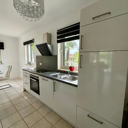 Enna A Meerblick Perfect Location Appartement